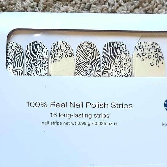 Color Street Nails Zebra On The Spot - Picture 2 of 4